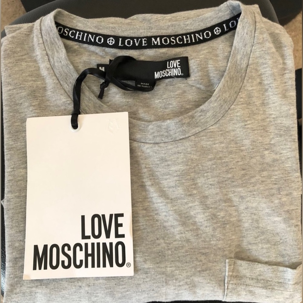 New Love Moschino Gray Peace Pocket T-shirt with tags Size Medium